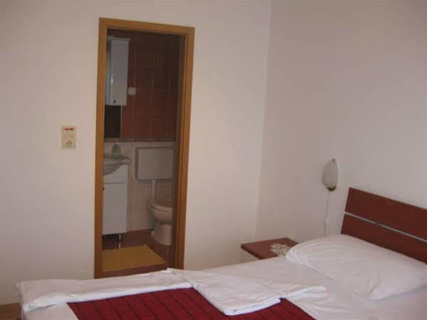 Hotel House Iliskovic à Hvar Town Extérieur photo